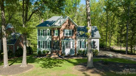 2070 Cavendale Dr, Rock Hill, SC 29732