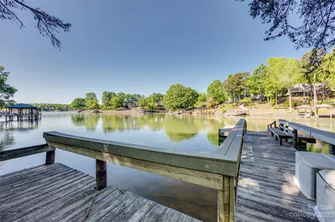 2091 Diamond Head Cir, Tega Cay, SC 29708