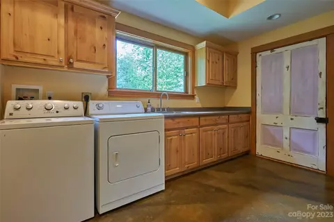 204 Hooker Rd, Tryon, NC 28782 photo 10