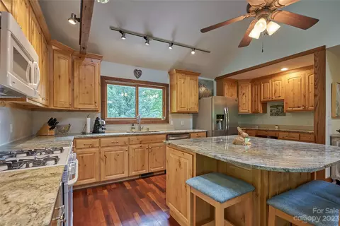 204 Hooker Rd, Tryon, NC 28782 photo 16