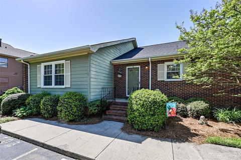 1300 Larchmont Pl #708, Salisbury, NC 28144
