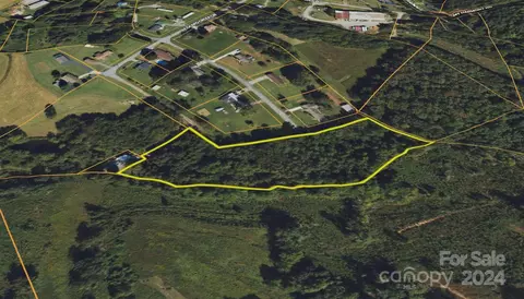 1005 Eckard Creek Cir, Connelly Springs, NC 28612