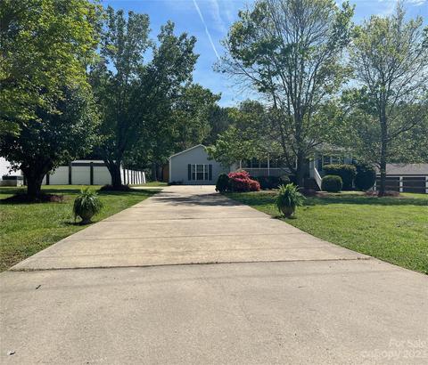 206 Sunset Dr, Locust, NC 28097 photo 6
