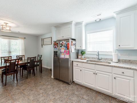 1050 Pinehaven Dr, Salisbury, NC 28146 photo 13