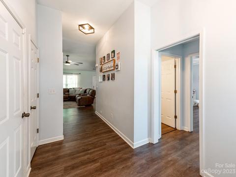 1050 Pinehaven Dr, Salisbury, NC 28146 photo 4