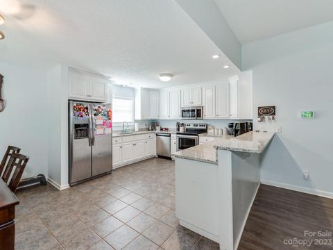 1050 Pinehaven Dr, Salisbury, NC 28146 photo 10