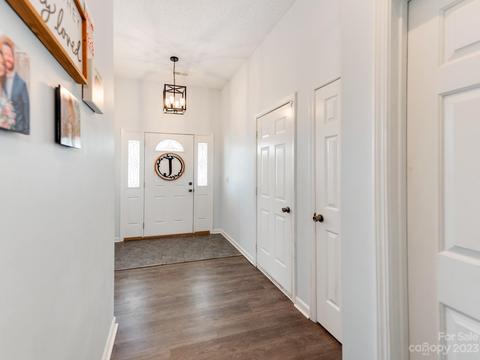 1050 Pinehaven Dr, Salisbury, NC 28146 photo 5
