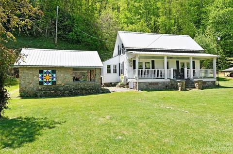2851 Love Joy Rd, Canton, NC 28716