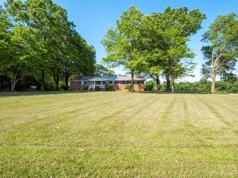 8313 White Store Rd, Marshville, NC 28103