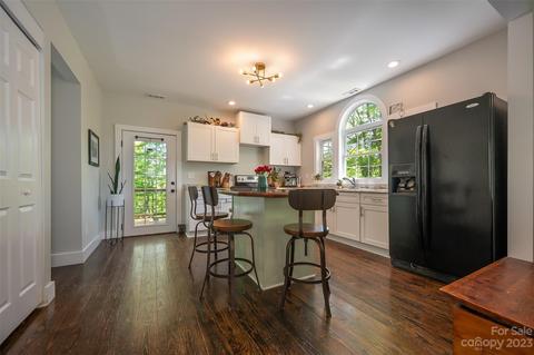 121 Mcdonald St, Tryon, NC 28782 photo 9