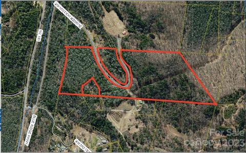 8960 Bugger Hollow Ave, Newland, NC 28657