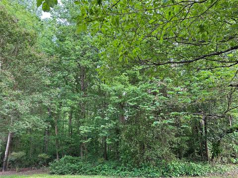 5030 Crestwood Dr, Charlotte, NC 28216