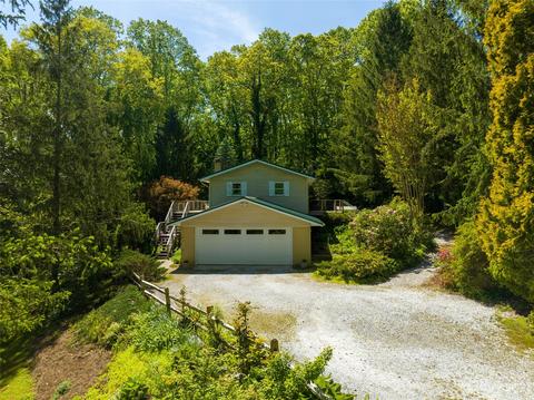 491 Mt Gilead Church Rd, Mills River, NC 28759