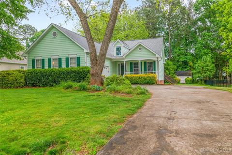 511 Cameron Pointe Ln, Belmont, NC 28012