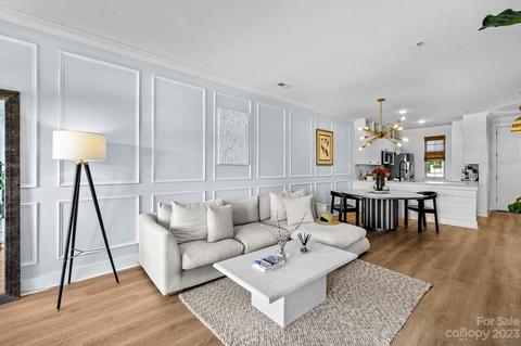 1101 W 1st St #308, Charlotte, NC 28202