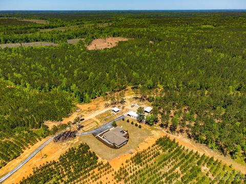 2441 Whitmire Hwy, Kinards, SC 29355