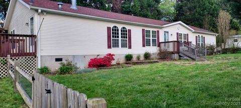 49 Bradford Terrace Ln, Hendersonville, NC 28792