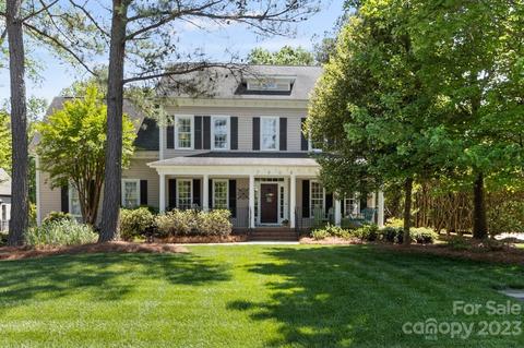 7906 Buena Vista Dr, Denver, NC 28037