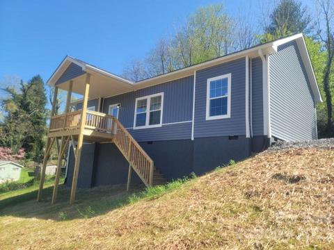 37 Hampton Hts, Canton, NC 28716
