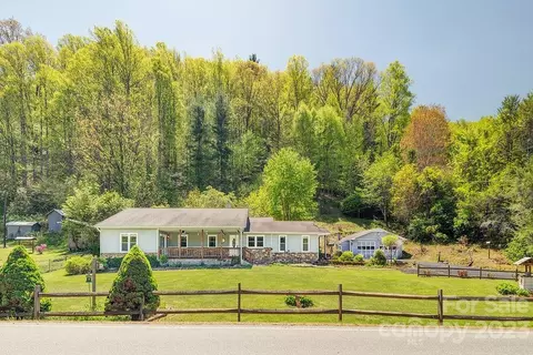 359 N Fork Rd, Barnardsville, NC 28709