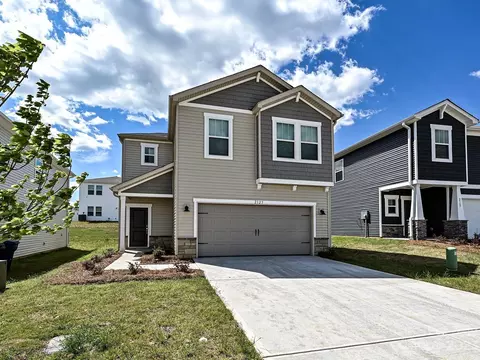2125 Morgan Hills Dr, Albemarle, NC 28001