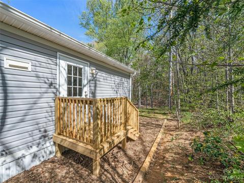 390 Carpenter Rd, Spruce Pine, NC 28777 photo 12
