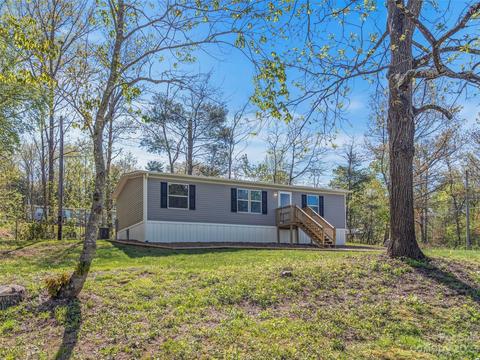 390 Carpenter Rd, Spruce Pine, NC 28777 photo 2
