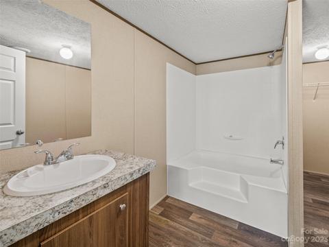 390 Carpenter Rd, Spruce Pine, NC 28777 photo 8