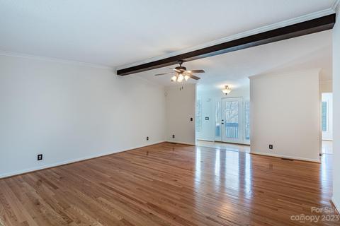 304 Hershell Ln, Canton, NC 28716 photo 3