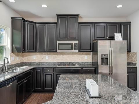 7524 W Berkeley Rd, Denver, NC 28037 photo 2