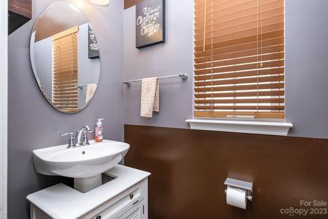 7524 W Berkeley Rd, Denver, NC 28037 photo 5