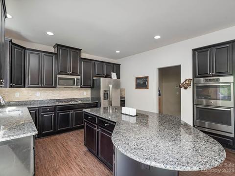 7524 W Berkeley Rd, Denver, NC 28037 photo 4