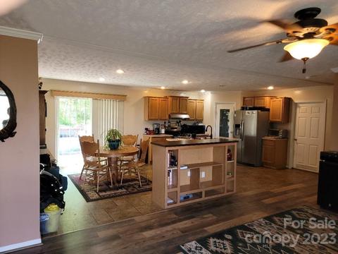 2 Metas Ln, Candler, NC 28715 photo 25