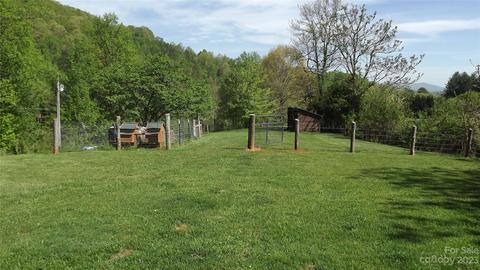 2 Metas Ln, Candler, NC 28715 photo 2
