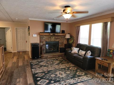 2 Metas Ln, Candler, NC 28715 photo 27
