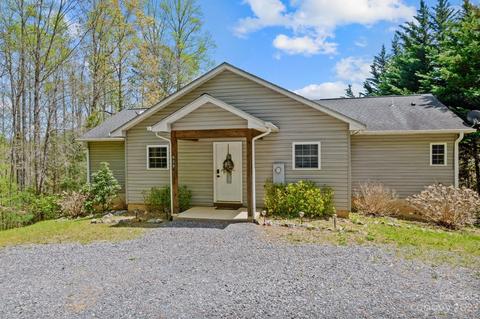 639 Rosalie Ln, Waynesville, NC 28785