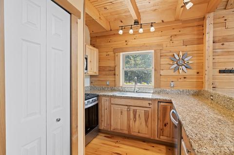 2023 Turnpike Rd, Marshall, NC 28753 photo 20
