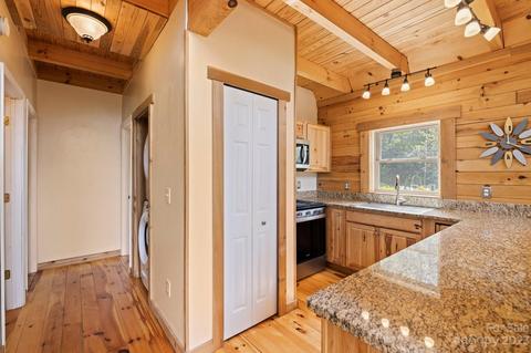 2023 Turnpike Rd, Marshall, NC 28753 photo 19