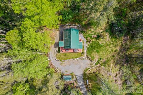 2023 Turnpike Rd, Marshall, NC 28753 photo 5