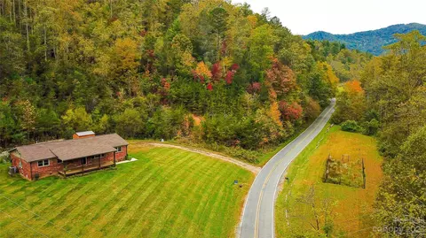 241 Sandy Mush Rd, Marshall, NC 28753