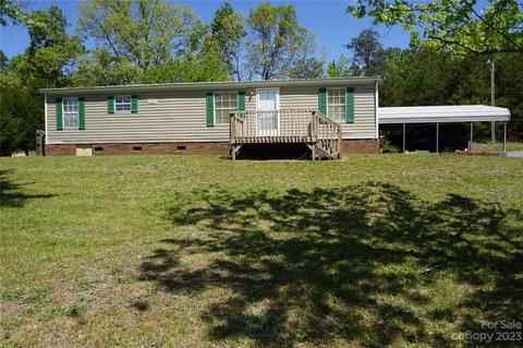 3816 Cross Creek Dr, Hudson, NC 28638