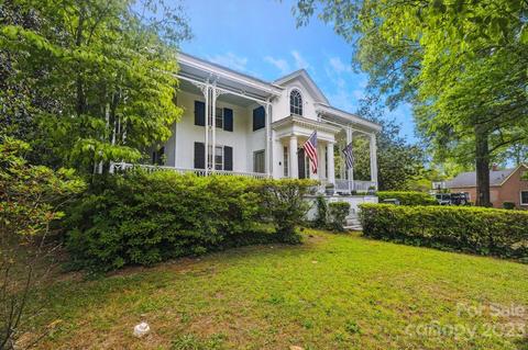 216 Kings Mountain St, York, SC 29745