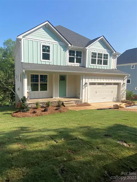 9094 Pitcairn Dr, Tega Cay, SC 29708