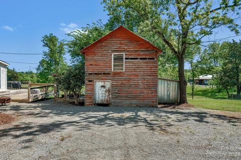 11627 Sam Black Rd, Midland, NC 28107 photo 9