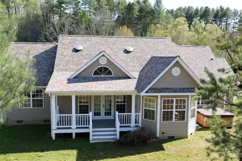 633 Brook Knoll Cir, Weaverville, NC 28787