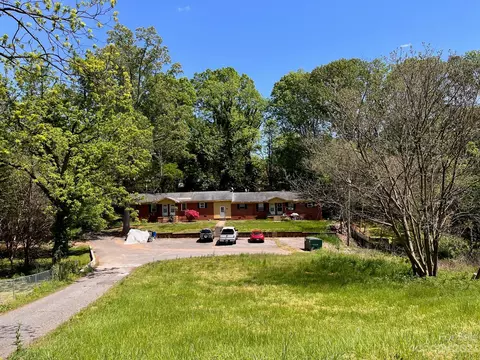 347 4th Se St SE, Hickory, NC 28602