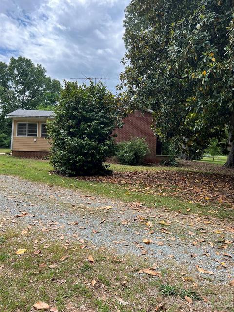 4982 Tabernacle Rd, Lancaster, SC 29720 photo 3