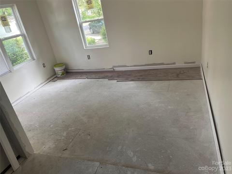 110 Edwards St, Sumter, SC 29150 photo 2