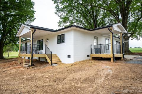 36931 Millingport Rd # a, New London, NC 28127
