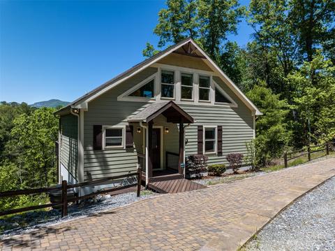 119 Foxs Trl, Lake Lure, NC 28746